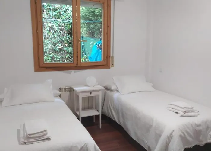 Casa Buganvilla. Apartamento Con Jardin, A 100 Metros Del Centro.