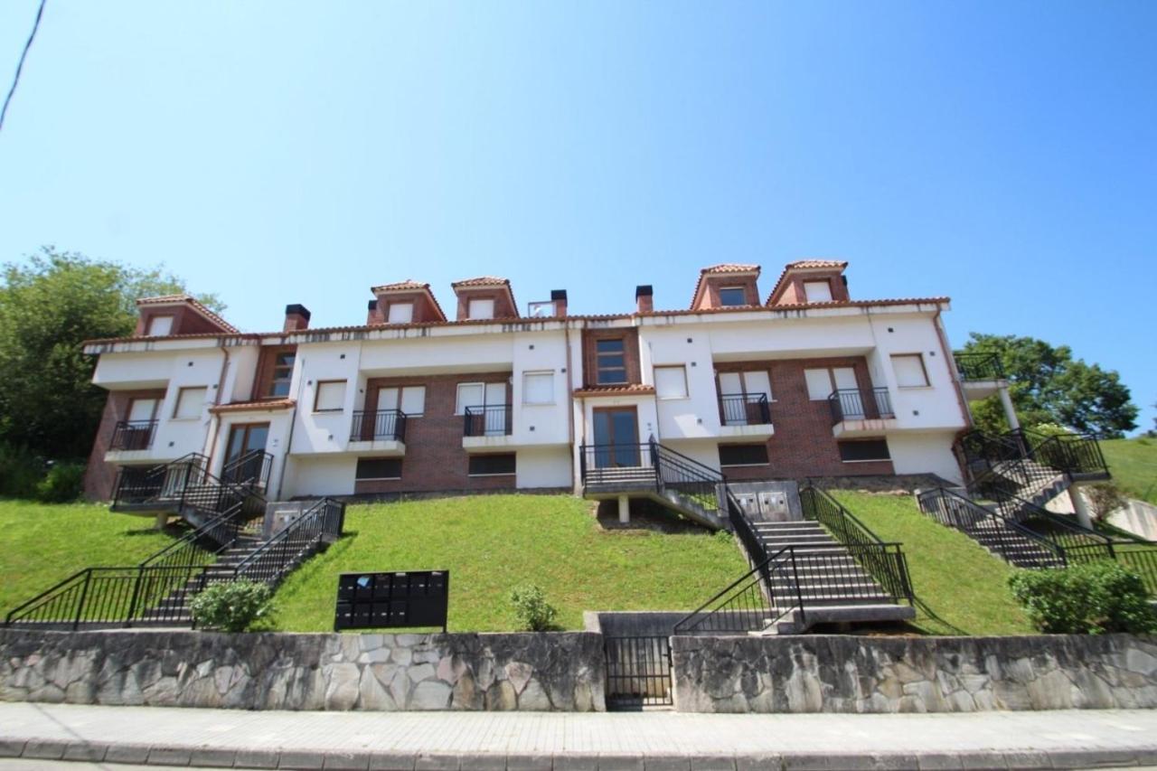 Apartment Casa Buganvilla. Con Jardin, A 100 Metros Del Centro. Comillas